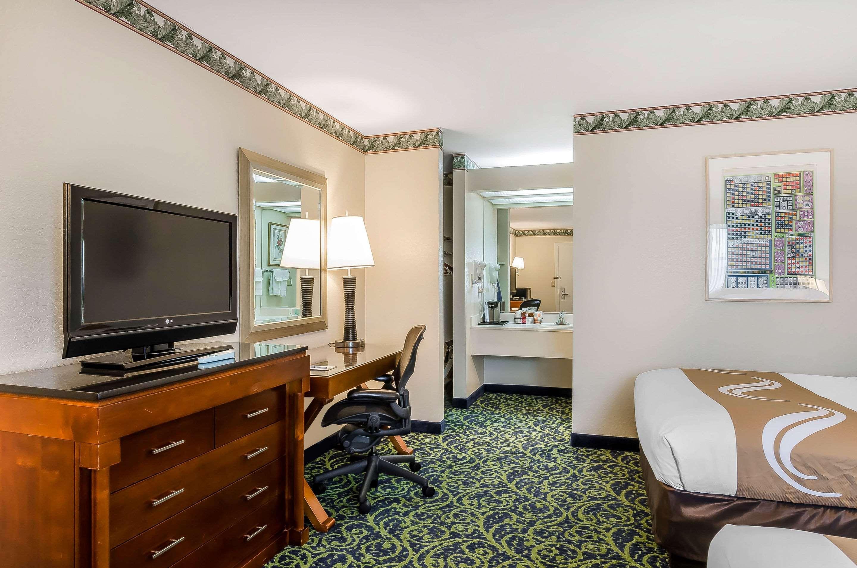 Quality Inn & Suites Lexington Exterior foto